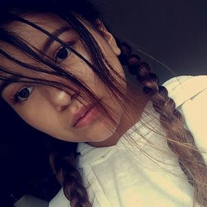 Meet your Posher, Aneicia